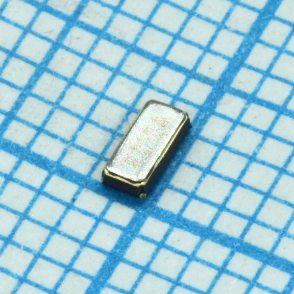 Кварцевый резонатор WTL1X85264FO, 32,768 кГц